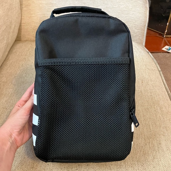 Adidas black and white striped lunch box - Picture 4 of 6